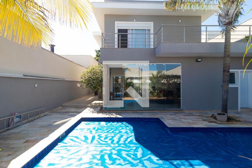 Casa à Venda - Swiss Park, 3 Quartos,  268 m2 em , Campinas - sp | SoloBR