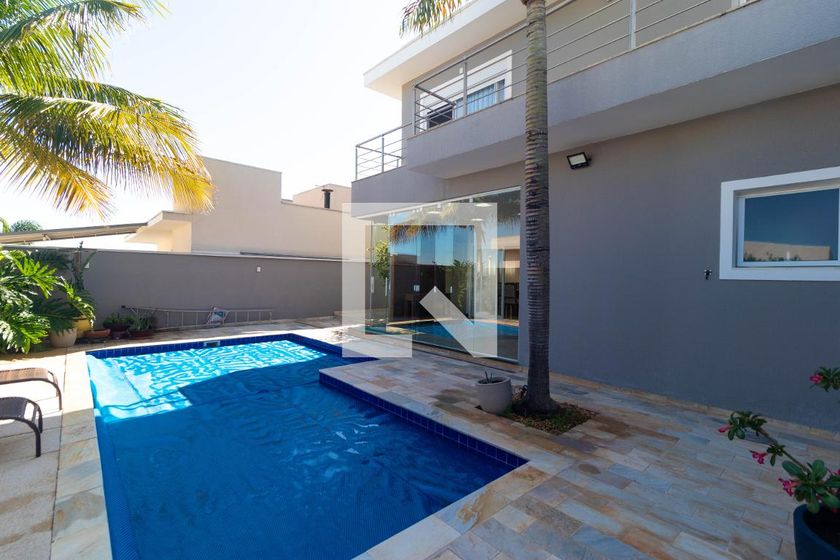 Casa à Venda - Swiss Park, 3 Quartos,  268 m2 em , Campinas - sp | SoloBR
