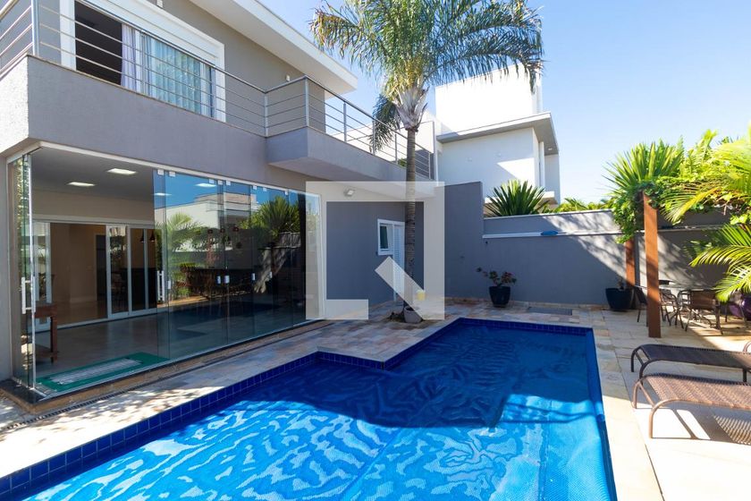 Casa à Venda - Swiss Park, 3 Quartos,  268 m2 em , Campinas - sp | SoloBR