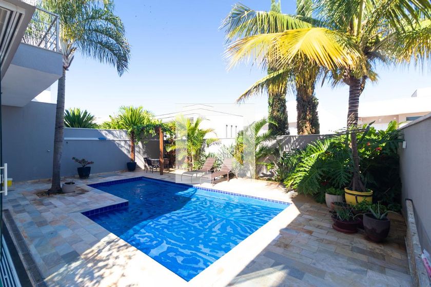 Casa à Venda - Swiss Park, 3 Quartos,  268 m2 em , Campinas - sp | SoloBR