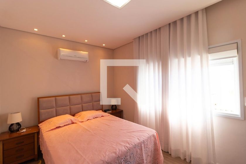 Casa à Venda - Swiss Park, 3 Quartos,  268 m2 em , Campinas - sp | SoloBR