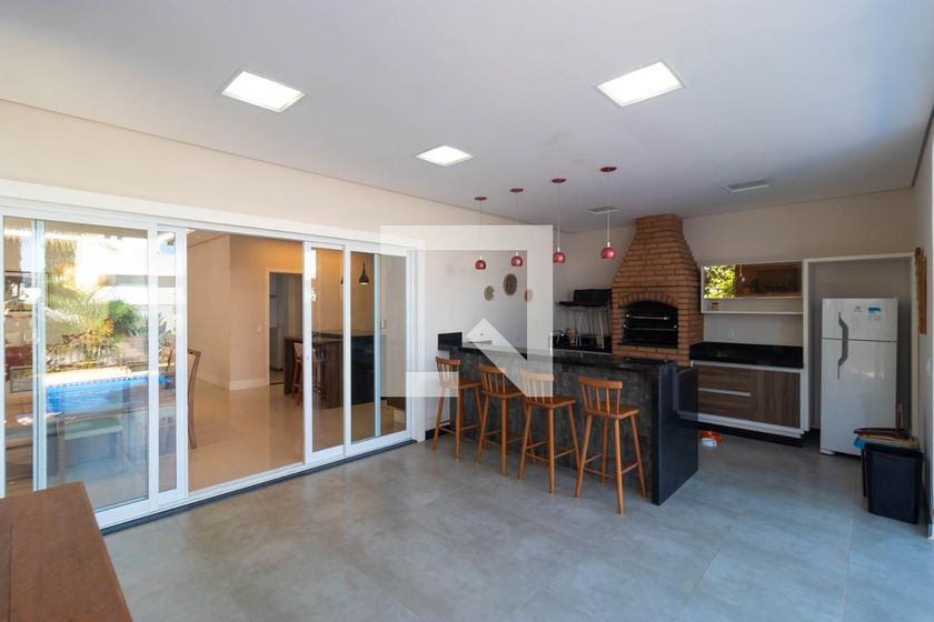 Casa à Venda - Swiss Park, 3 Quartos,  268 m2 em , Campinas - sp | SoloBR