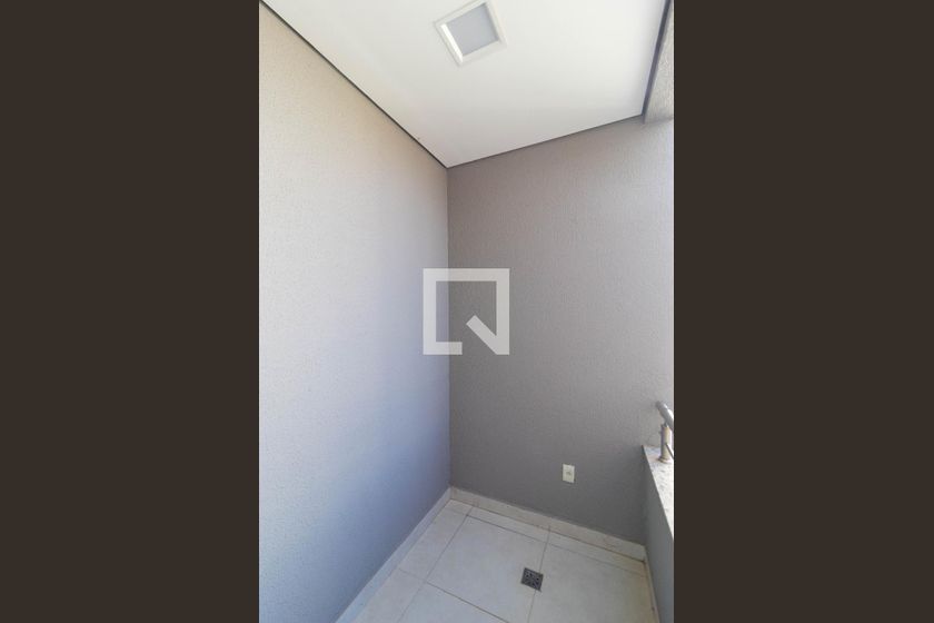 Casa à Venda - Swiss Park, 3 Quartos,  268 m2 em , Campinas - sp | SoloBR