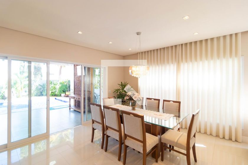 Casa à Venda - Swiss Park, 3 Quartos,  268 m2 em , Campinas - sp | SoloBR
