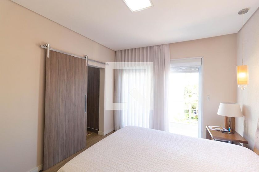 Casa à Venda - Swiss Park, 3 Quartos,  268 m2 em , Campinas - sp | SoloBR