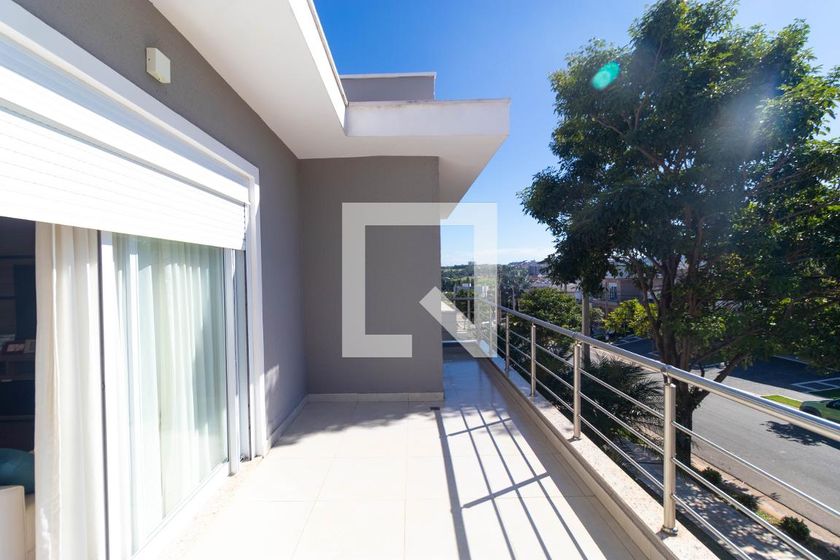 Casa à Venda - Swiss Park, 3 Quartos,  268 m2 em , Campinas - sp | SoloBR