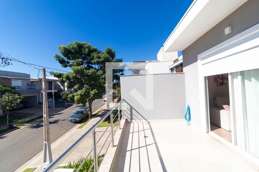 Casa à Venda - Swiss Park, 3 Quartos,  268 m2 em , Campinas - sp | SoloBR