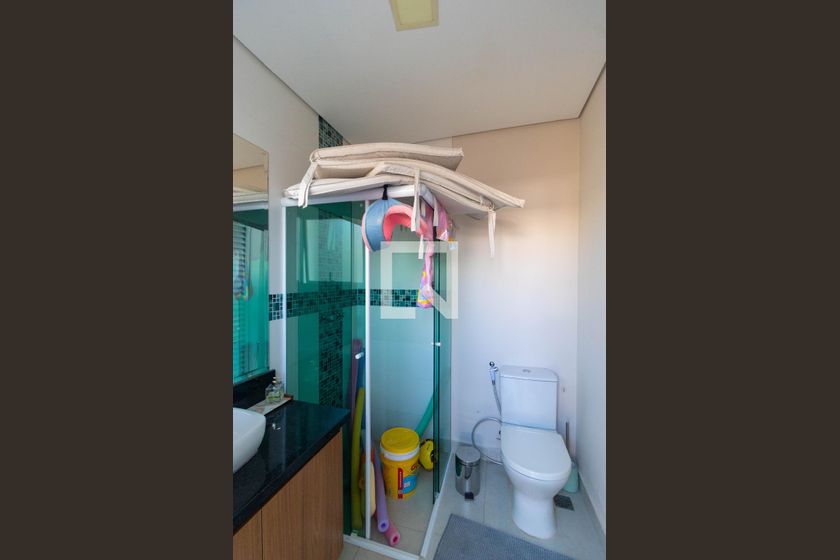 Casa à Venda - Swiss Park, 3 Quartos,  268 m2 em , Campinas - sp | SoloBR