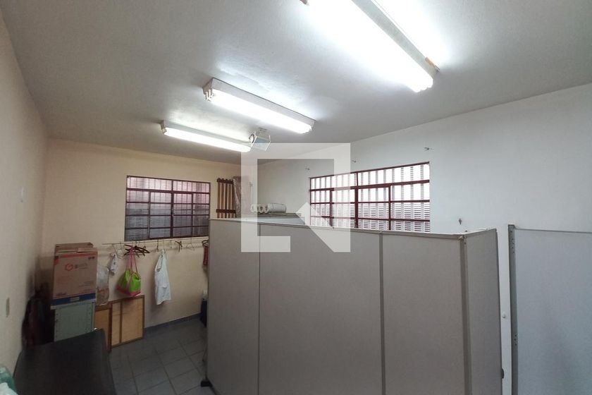 Casa à Venda - Cambuí, 3 Quartos,  110 m2 em , Campinas - sp | SoloBR