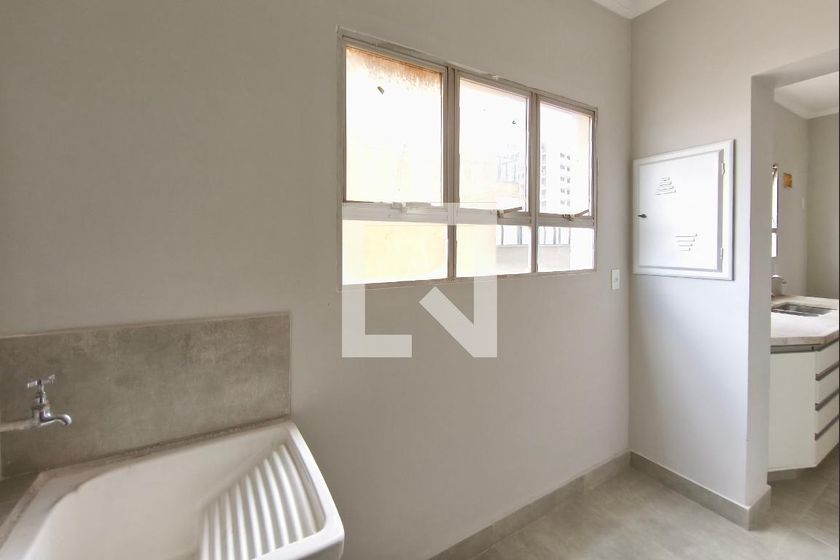 Apartamento à Venda - Cambuí, 2 Quartos,  100 m2 em , Campinas - sp | SoloBR