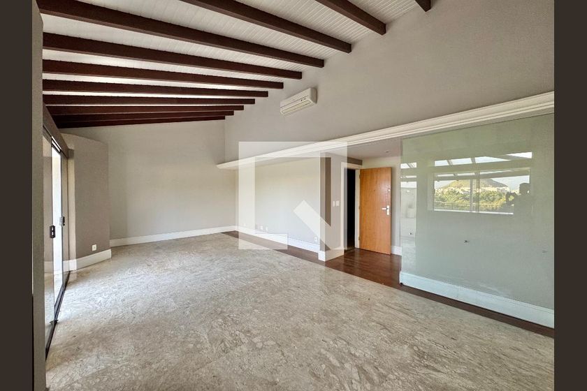 Cobertura, 3 quartos, 270 m² - Foto 1
