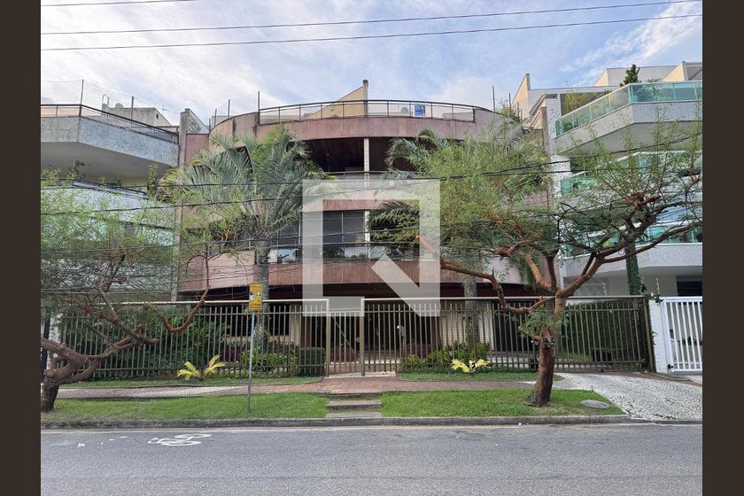 Cobertura, 3 quartos, 270 m² - Foto 143