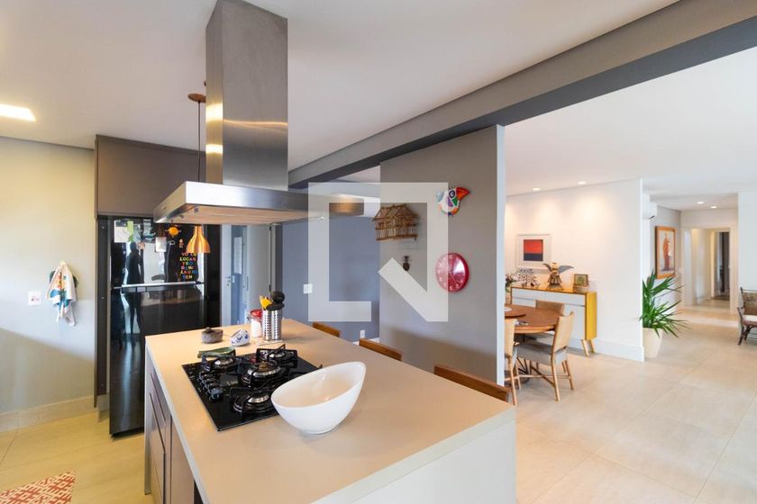 Apartamento à Venda - Cambuí, 3 Quartos,  213 m2 em , Campinas - sp | SoloBR
