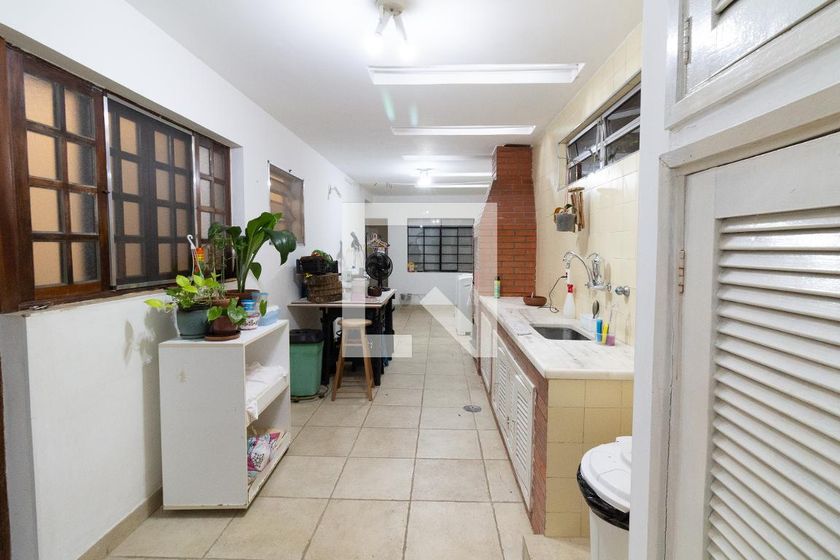 Casa, 3 quartos, 220 m² - Foto 31