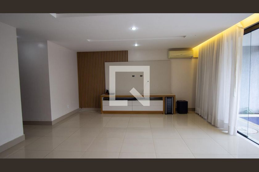Casa, 4 quartos, 400 m² - Foto 1