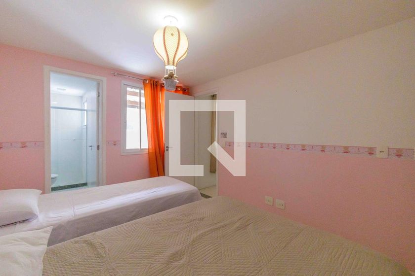 Casa, 4 quartos, 215 m² - Foto 77