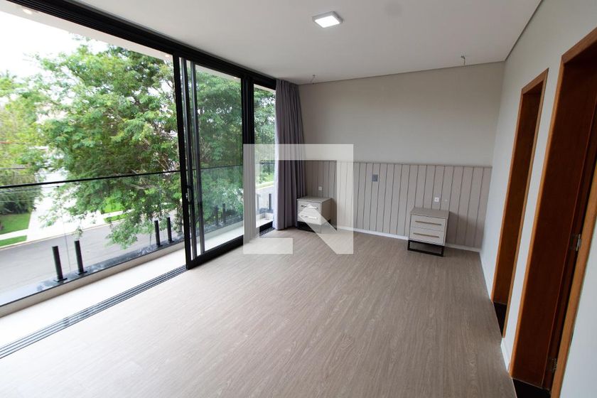Casa à Venda - Lot. Alphaville Campinas, 4 Quartos,  531 m2 em , Campinas - sp | SoloBR