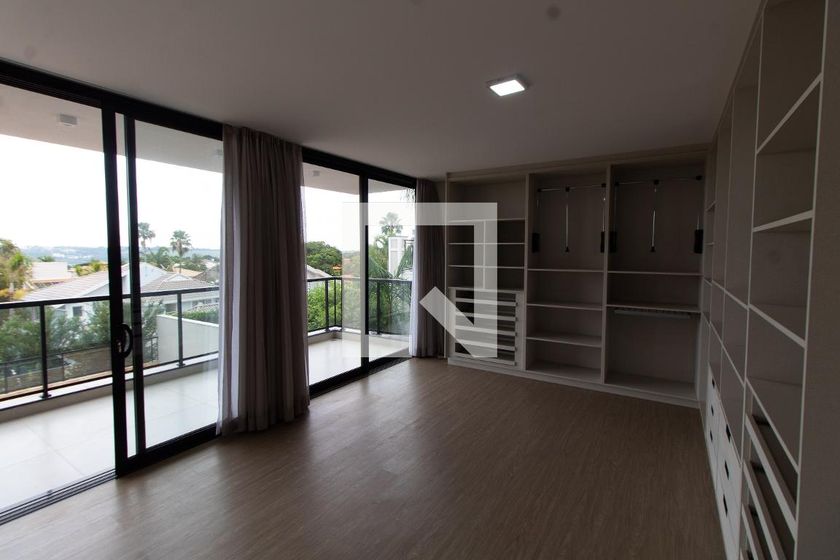 Casa à Venda - Lot. Alphaville Campinas, 4 Quartos,  531 m2 em , Campinas - sp | SoloBR