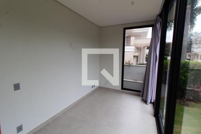 Casa à Venda - Lot. Alphaville Campinas, 4 Quartos,  531 m2 em , Campinas - sp | SoloBR
