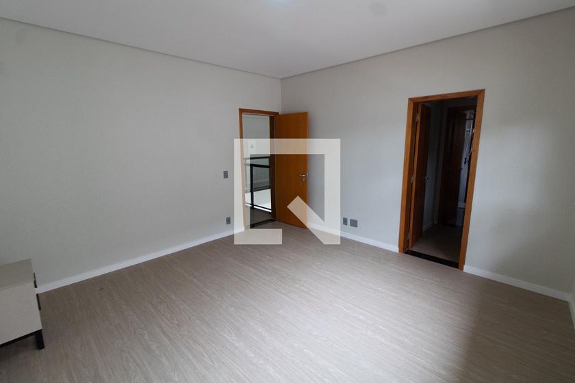 Casa à Venda - Lot. Alphaville Campinas, 4 Quartos,  531 m2 em , Campinas - sp | SoloBR