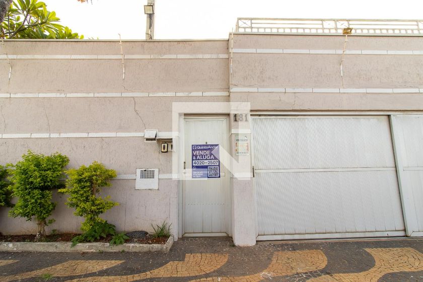 Casa à Venda - Jardim Flamboyant, 3 Quartos,  240 m2 em , Campinas - sp | SoloBR