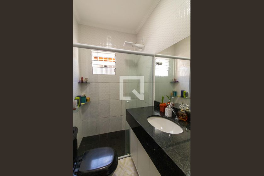 Casa à Venda - Jardim Flamboyant, 3 Quartos,  240 m2 em , Campinas - sp | SoloBR