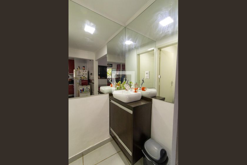 Casa à Venda - Jardim Flamboyant, 3 Quartos,  240 m2 em , Campinas - sp | SoloBR