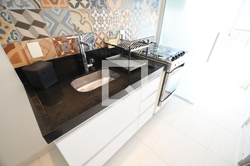 Apartamento à Venda - Cambuí, 1 Quarto,  45 m2 em , Campinas - sp | SoloBR