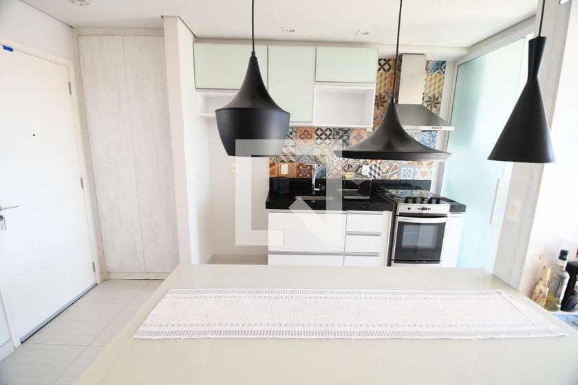 Apartamento à Venda - Cambuí, 1 Quarto,  45 m2 em , Campinas - sp | SoloBR