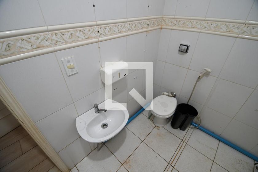 Casa à Venda - Mansões Santo Antônio, 3 Quartos,  400 m2 em , Campinas - sp | SoloBR