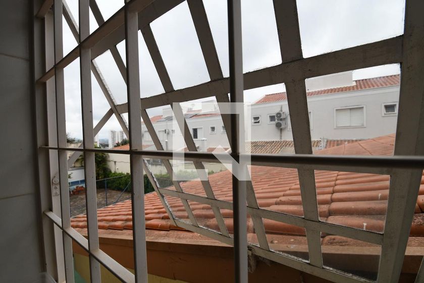 Casa à Venda - Mansões Santo Antônio, 3 Quartos,  400 m2 em , Campinas - sp | SoloBR