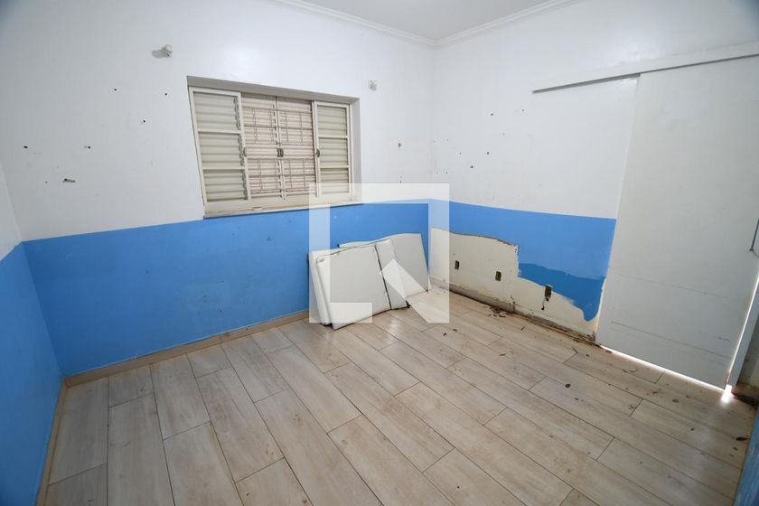 Casa à Venda - Mansões Santo Antônio, 3 Quartos,  400 m2 em , Campinas - sp | SoloBR