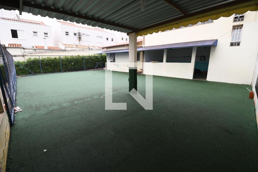 Casa à Venda - Mansões Santo Antônio, 3 Quartos,  400 m2 em , Campinas - sp | SoloBR
