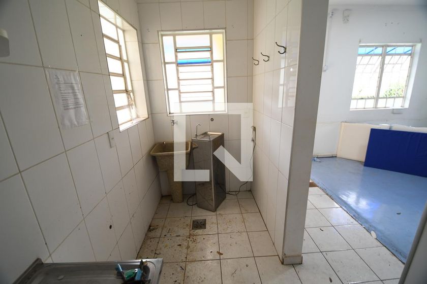 Casa à Venda - Mansões Santo Antônio, 3 Quartos,  400 m2 em , Campinas - sp | SoloBR