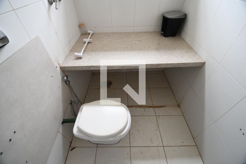 Casa à Venda - Mansões Santo Antônio, 3 Quartos,  400 m2 em , Campinas - sp | SoloBR