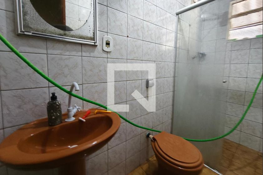 Casa à Venda - Jardim do Lago, 3 Quartos,  300 m2 em , Campinas - sp | SoloBR