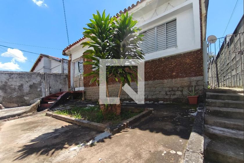 Casa à Venda - Jardim do Lago, 3 Quartos,  300 m2 em , Campinas - sp | SoloBR