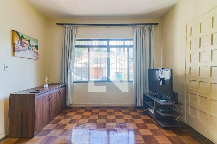 Casa, 3 quartos, 256 m² - Foto 1