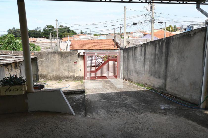 Casa à Venda - Jardim Santana, 2 Quartos,  80 m2 em , Campinas - sp | SoloBR