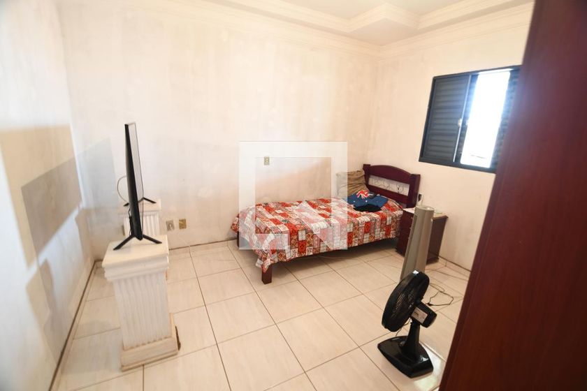 Casa à Venda - Jardim Santana, 2 Quartos,  80 m2 em , Campinas - sp | SoloBR