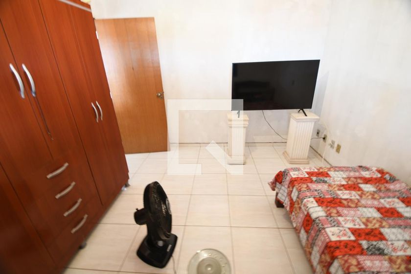 Casa à Venda - Jardim Santana, 2 Quartos,  80 m2 em , Campinas - sp | SoloBR