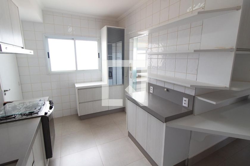 Apartamento à Venda - Vila Brandina, 4 Quartos,  256 m2 em , Campinas - sp | SoloBR