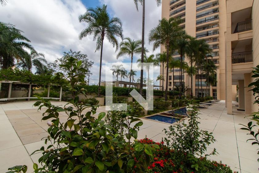 Apartamento à Venda - Vila Brandina, 4 Quartos,  256 m2 em , Campinas - sp | SoloBR