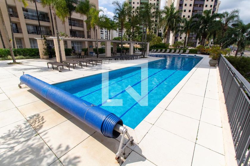 Apartamento à Venda - Vila Brandina, 4 Quartos,  256 m2 em , Campinas - sp | SoloBR