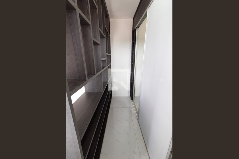Apartamento à Venda - Vila Brandina, 4 Quartos,  256 m2 em , Campinas - sp | SoloBR