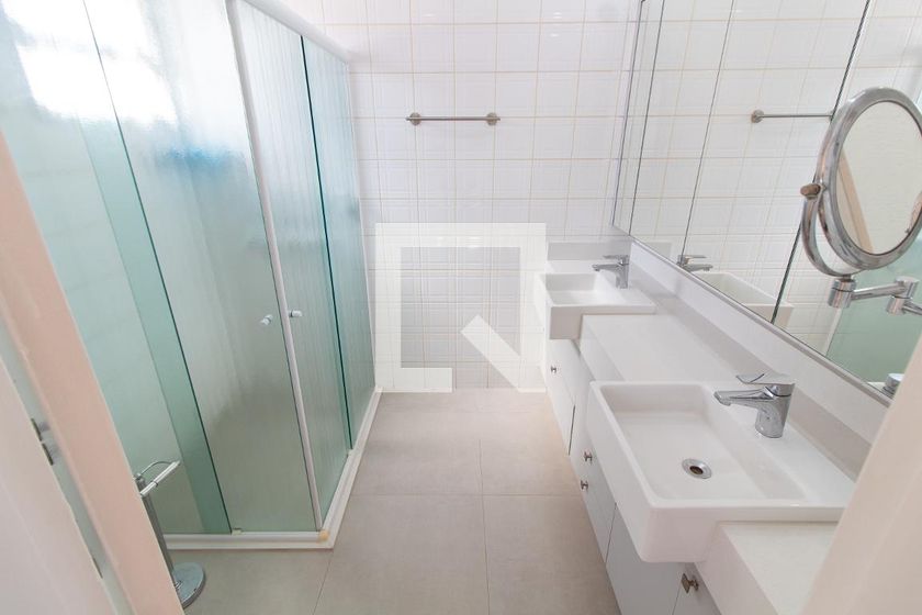 Apartamento à Venda - Vila Brandina, 4 Quartos,  256 m2 em , Campinas - sp | SoloBR
