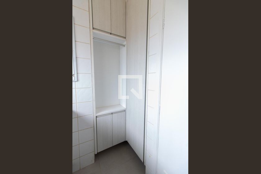 Apartamento à Venda - Vila Brandina, 4 Quartos,  256 m2 em , Campinas - sp | SoloBR
