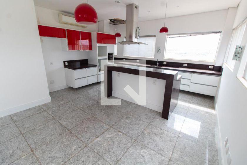 Apartamento à Venda - Vila Brandina, 4 Quartos,  256 m2 em , Campinas - sp | SoloBR