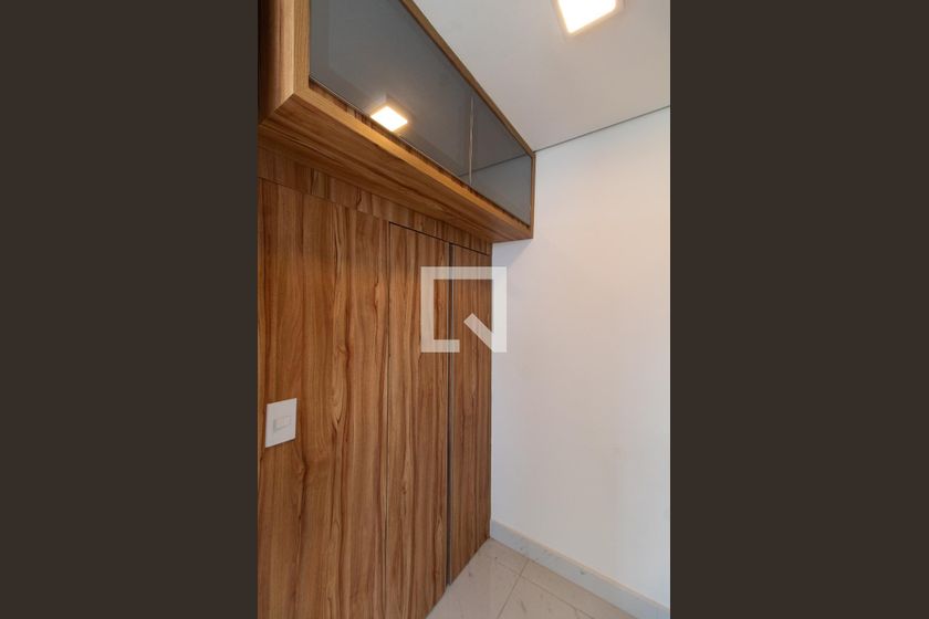 Apartamento à Venda - Vila Brandina, 4 Quartos,  256 m2 em , Campinas - sp | SoloBR