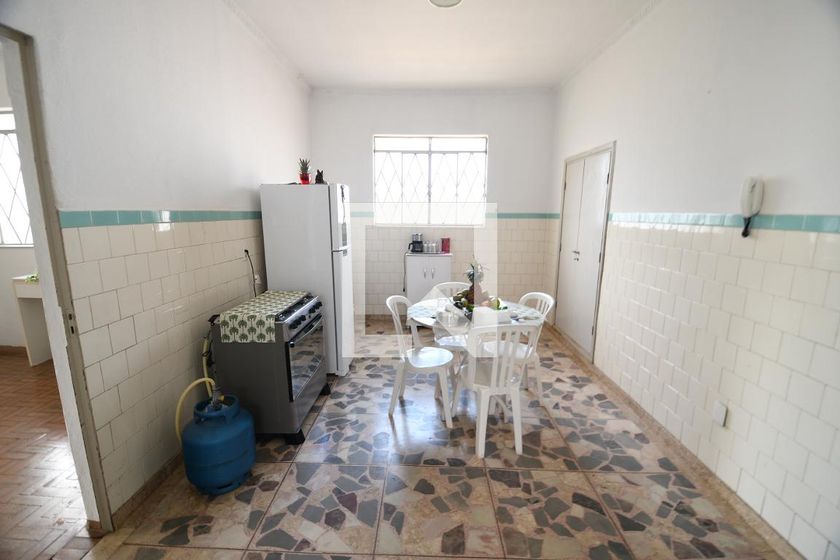 Casa à Venda - Guanabara, 4 Quartos,  285 m2 em , Campinas - sp | SoloBR